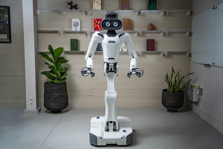 Ein Roboter putzt für 27 Euro die Stunde