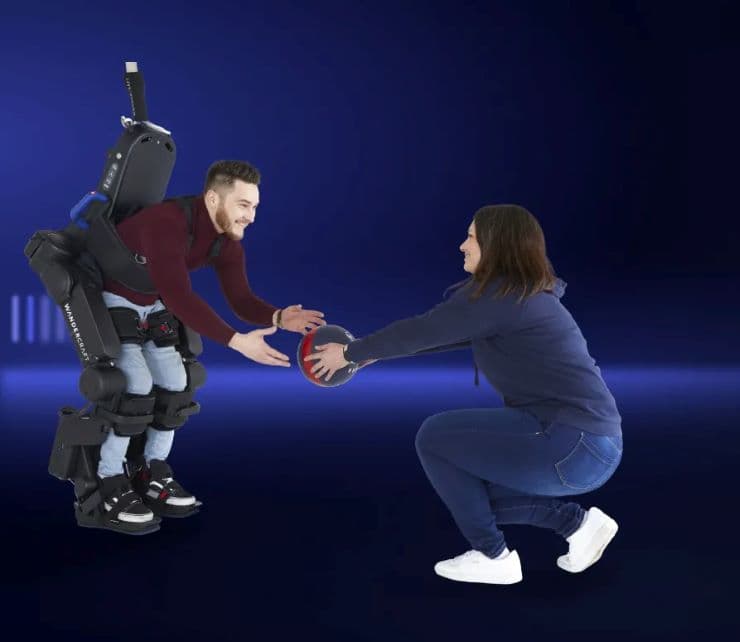 Wandercraft startet Eve in den USA: selbstbalancierendes Exoskelett fürs Zuhause