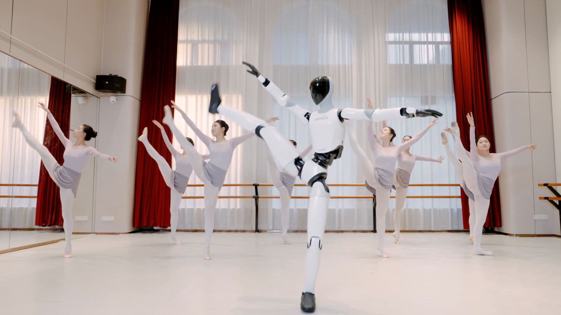 Zum Vergleich: UBTECH Walker C1
