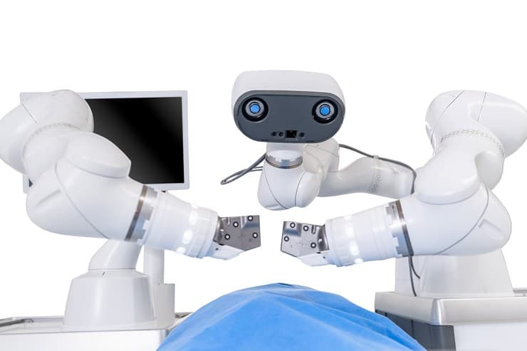 Ein Chirurg, zwei Humanoide: Samsung Medical Center testet OP-Assistenz