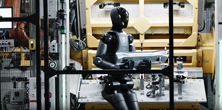 Figure-Humanoide im BMW-Projekt — zweites Einsatzbild Quelle: Humanoid Robotics Technology